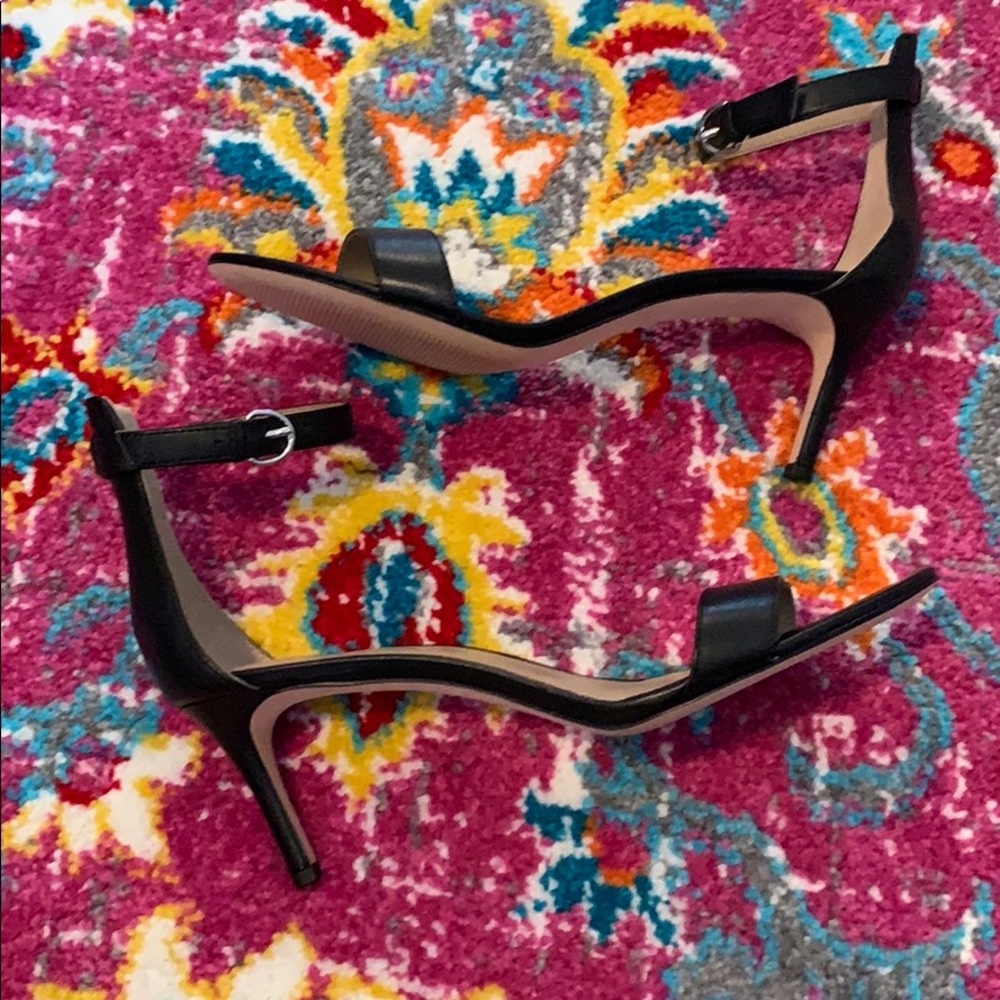 NWOT | Ann Taylor | Kaelyn Leather Heeled Sandals - Picture 3 of 5